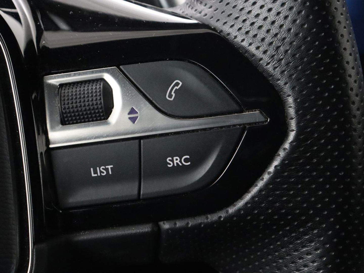 Peugeot 508 1.6 HYbrid GT Line | Trekhaak | Adaptive cruise | FOCAL Sound | Camera | Carplay | Half leder | Keyless | Full LED | Navigatie | Parkeerhulp | Climate control | PHEV | Plug In