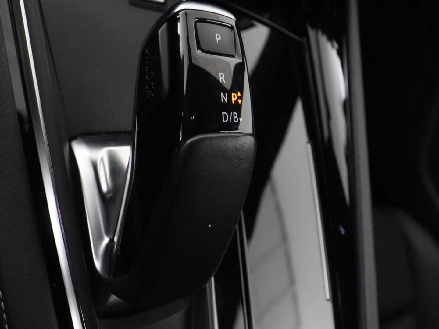 Peugeot 508 1.6 HYbrid GT Line | Trekhaak | Adaptive cruise | FOCAL Sound | Camera | Carplay | Half leder | Keyless | Full LED | Navigatie | Parkeerhulp | Climate control | PHEV | Plug In