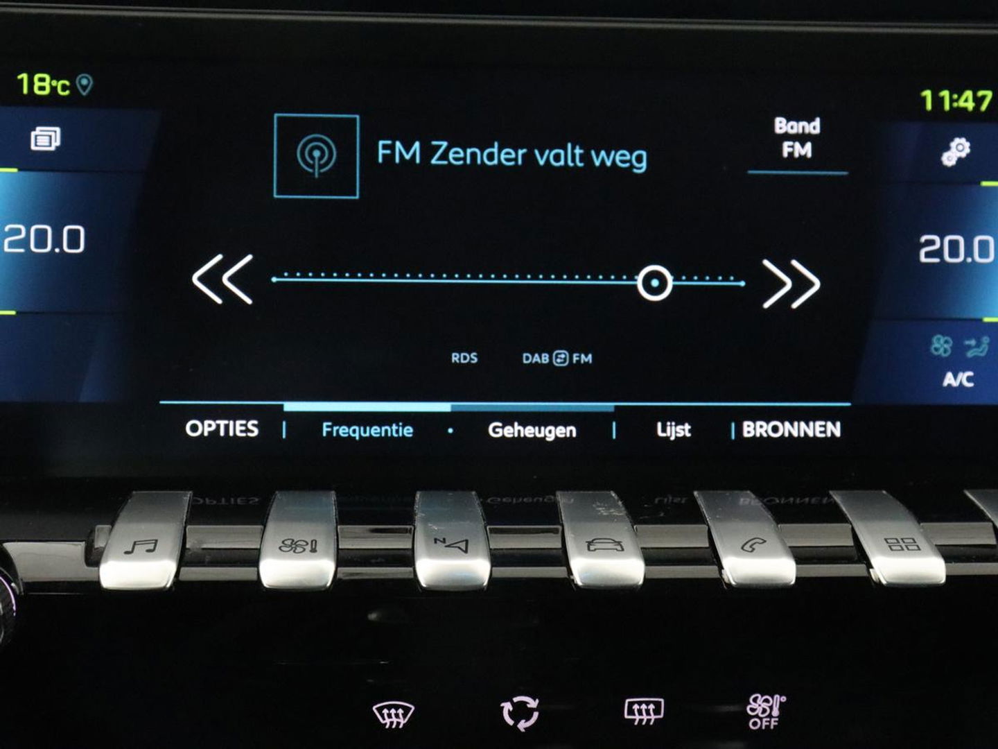 Peugeot 508 1.6 HYbrid GT Line | Trekhaak | Adaptive cruise | FOCAL Sound | Camera | Carplay | Half leder | Keyless | Full LED | Navigatie | Parkeerhulp | Climate control | PHEV | Plug In