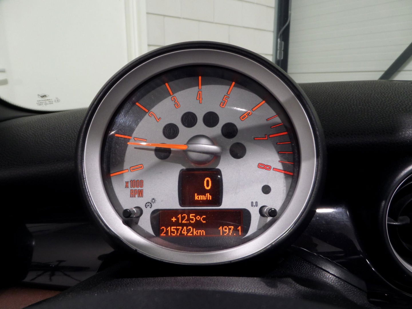 MINI Cabrio 1.6 Cooper S "Origineel NL!" Cognac-Leer Stoelverwarming Bluetooth Navigatie Cruise-control 17"Velgen Parkeersens