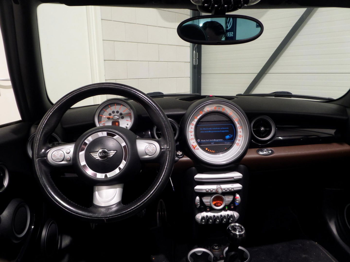 MINI Cabrio 1.6 Cooper S "Origineel NL!" Cognac-Leer Stoelverwarming Bluetooth Navigatie Cruise-control 17"Velgen Parkeersens