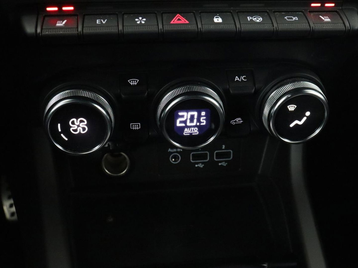 Renault Arkana 1.6 E-Tech Hybrid 145 R.S. Line | Panoramadak | Trekhaak | 360 Camera | Adaptive cruise | Stoelverwarming | Leder/Alcantara | Keyless | Full LED | Carplay | Park Assist | Stuurverwarming