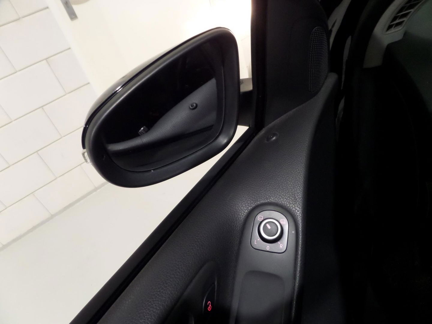 Volkswagen Golf 1.4 TSI DSG Highline "Origineel NL!" Automaat! Apple-Carplay Alcantara Trekhaak Youngtimer Navigatie Bluetooth