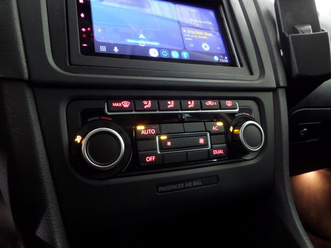 Volkswagen Golf 1.4 TSI DSG Highline "Origineel NL!" Automaat! Apple-Carplay Alcantara Trekhaak Youngtimer Navigatie Bluetooth