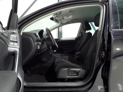 Volkswagen Golf 1.4 TSI DSG Highline "Origineel NL!" Automaat! Apple-Carplay Alcantara Trekhaak Youngtimer Navigatie Bluetooth