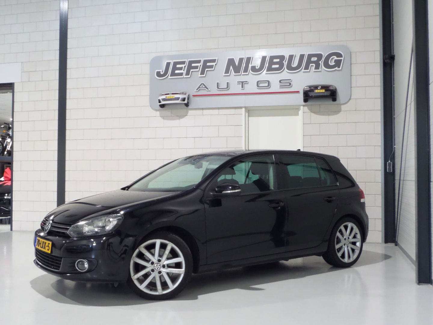 Volkswagen Golf 1.4 TSI DSG Highline "Origineel NL!" Automaat! Apple-Carplay Alcantara Trekhaak Youngtimer Navigatie Bluetooth