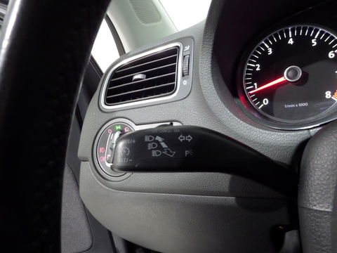 Volkswagen Polo 1.4-16V DSG Highline R-Line "Origineel NL!" Navigatie Bluetooth Cruise-control 17"Velgen Trekhaak Parkeersensoren