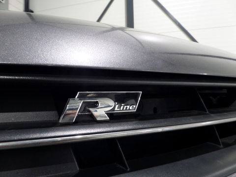 Volkswagen Polo 1.4-16V DSG Highline R-Line "Origineel NL!" Navigatie Bluetooth Cruise-control 17"Velgen Trekhaak Parkeersensoren