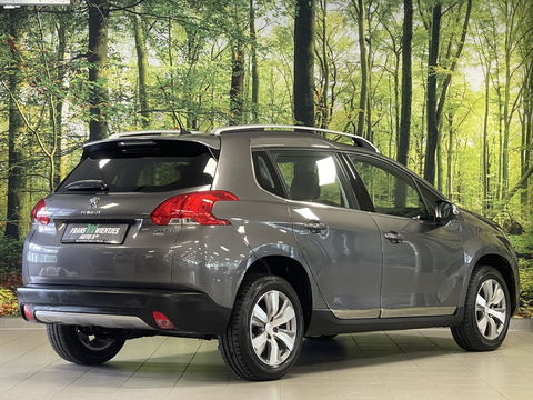 Peugeot 2008 1.2 PureTech Allure | Panoramadak | 16'' Lichtmetaal | Parkeersensoren achter | Airconditioning | Elektrische ramen | Automatische verlichting |