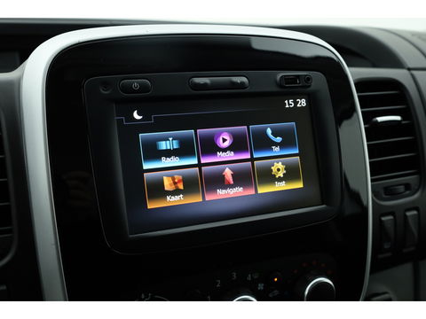 Renault Trafic 2.0 dCi 120pk L2H1 Comfort | 3pers. | Navi | Cruise | PDC | LED