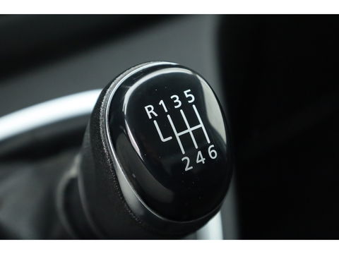 Renault Trafic 2.0 dCi 120pk L2H1 Comfort | 3pers. | Navi | Cruise | PDC | LED