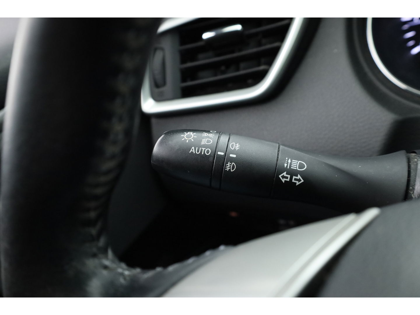 Nissan QASHQAI 1.2 Acenta | Pano | Trekhaak | 360cam | Navi | Cruise