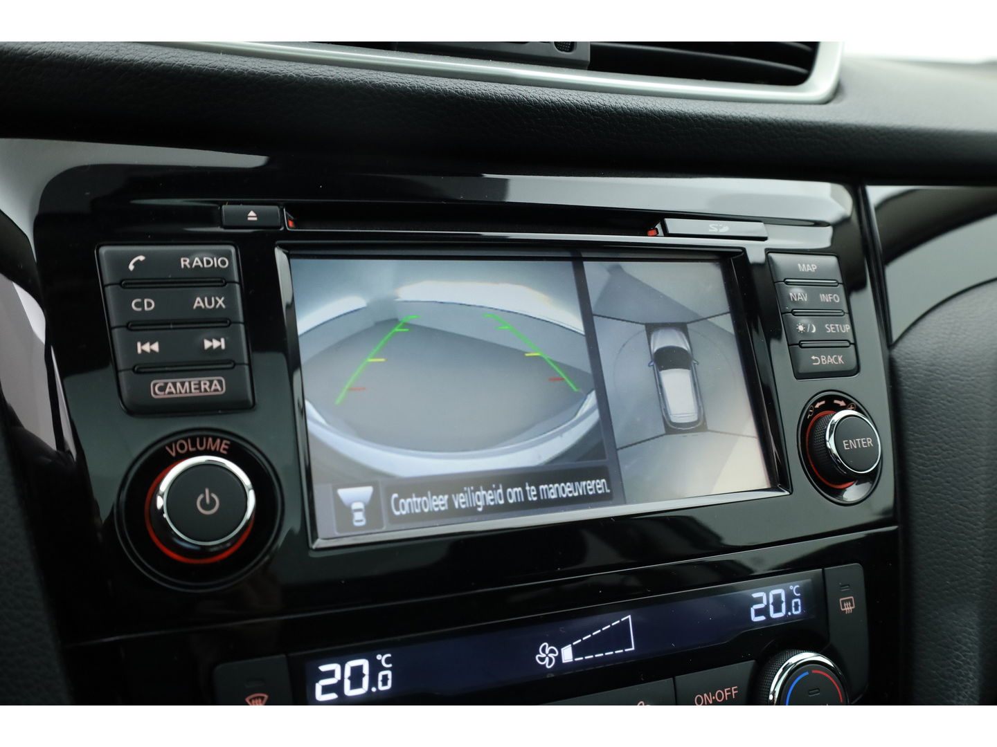 Nissan QASHQAI 1.2 Acenta | Pano | Trekhaak | 360cam | Navi | Cruise