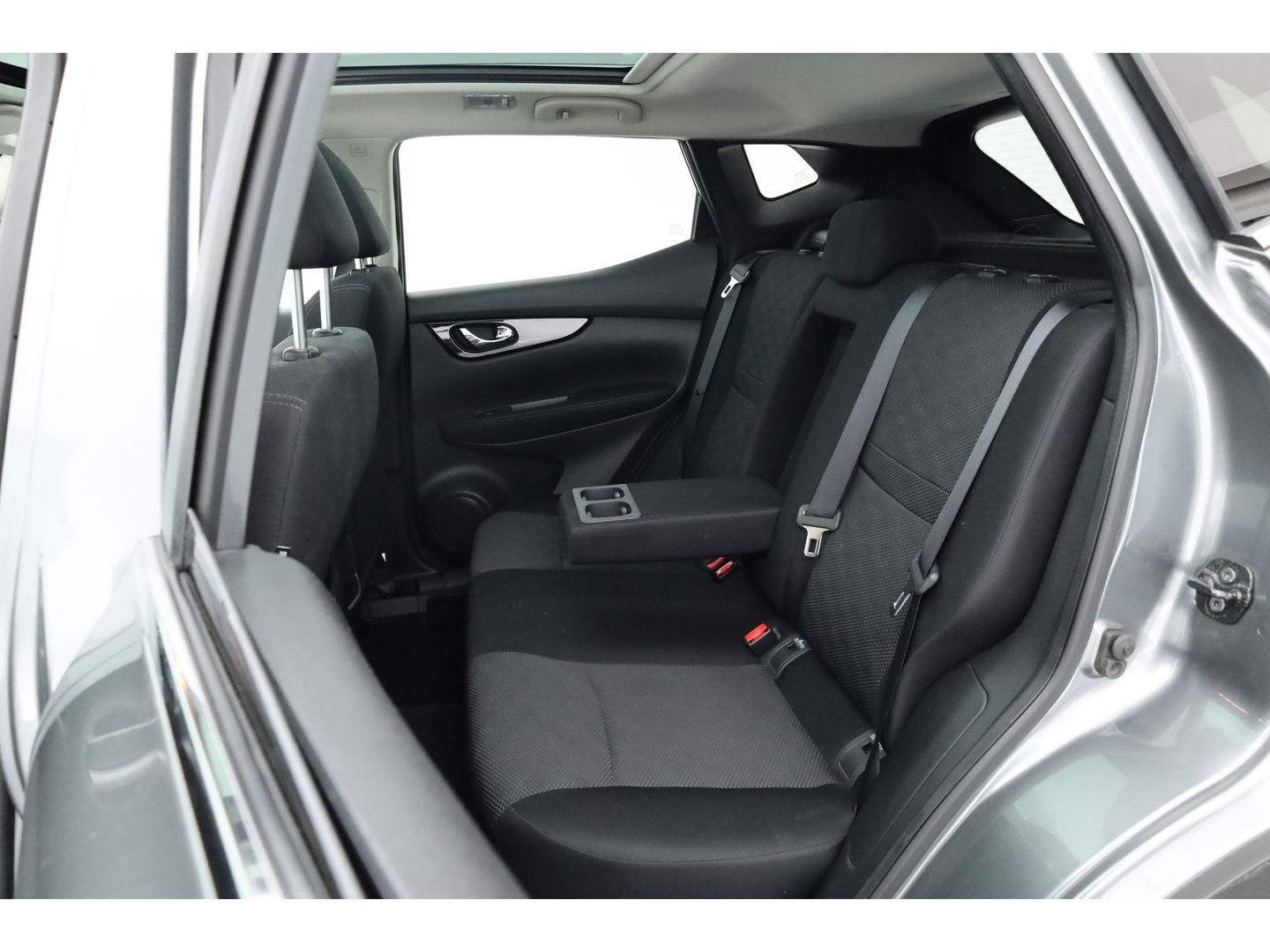 Nissan QASHQAI 1.2 Acenta | Pano | Trekhaak | 360cam | Navi | Cruise