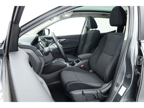 Nissan QASHQAI 1.2 Acenta | Pano | Trekhaak | 360cam | Navi | Cruise