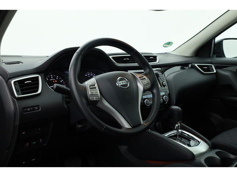 Nissan QASHQAI 1.2 Acenta | Pano | Trekhaak | 360cam | Navi | Cruise
