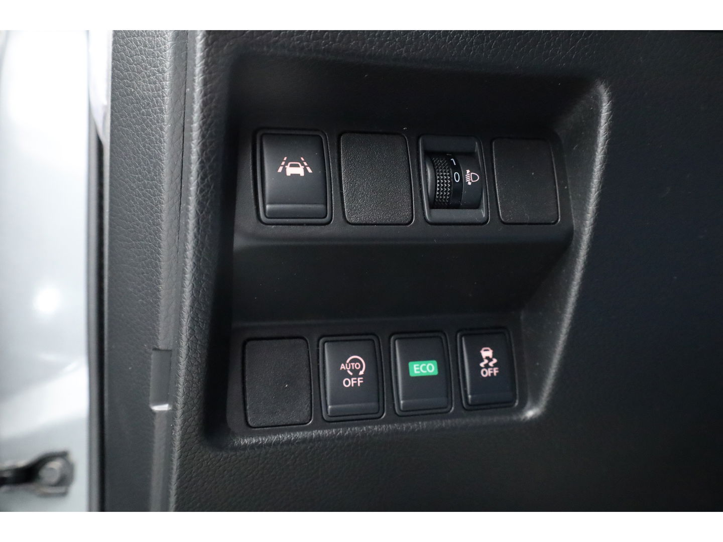 Nissan QASHQAI 1.2 Acenta | Pano | Trekhaak | 360cam | Navi | Cruise