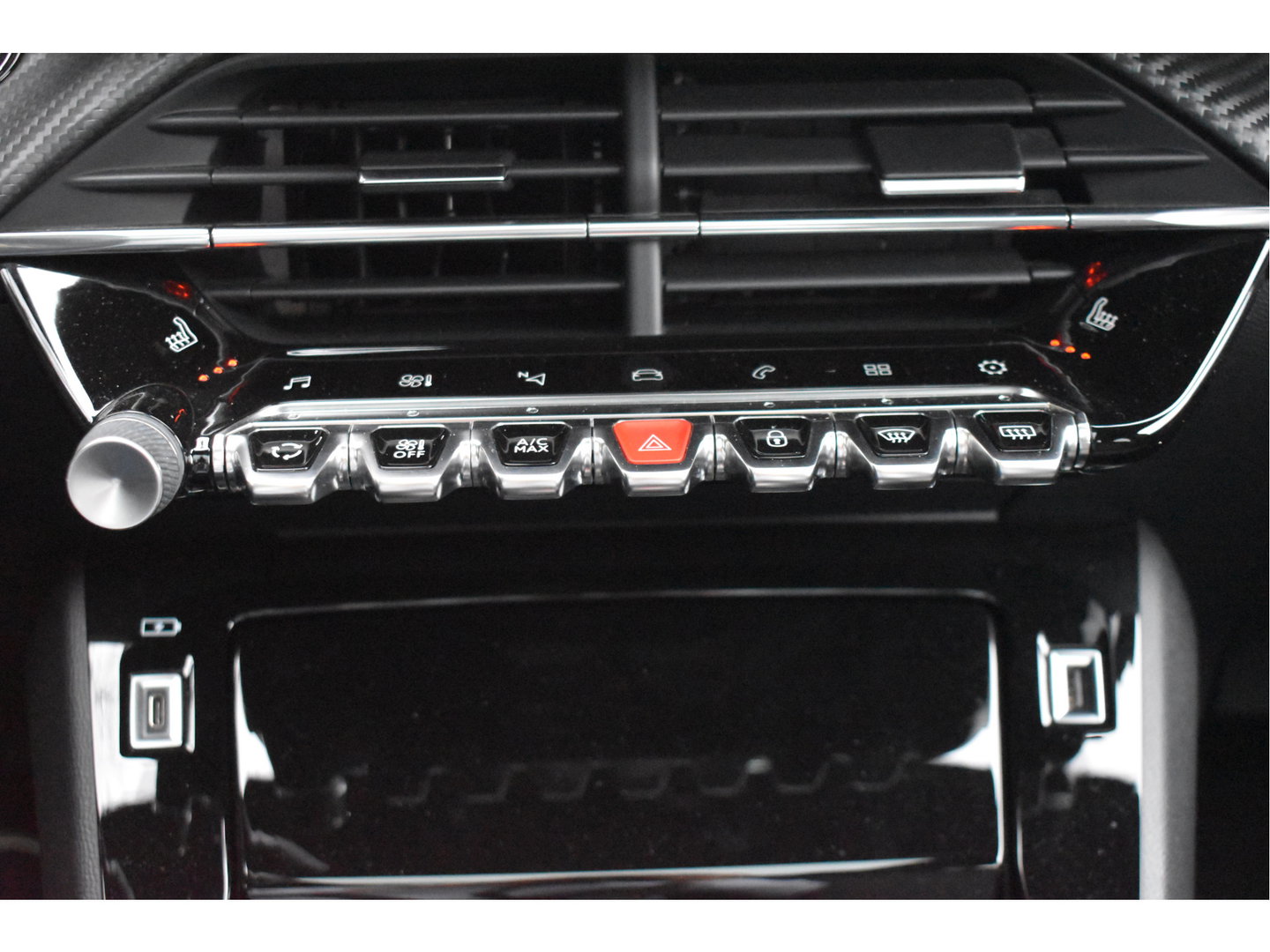 Peugeot 208 1.2 PureTech GT-Line 131 pk Pack Connect | Pano.dak | Camera | Stoelverwarming | Caplary | DAB | LM-Velgen | Full LED