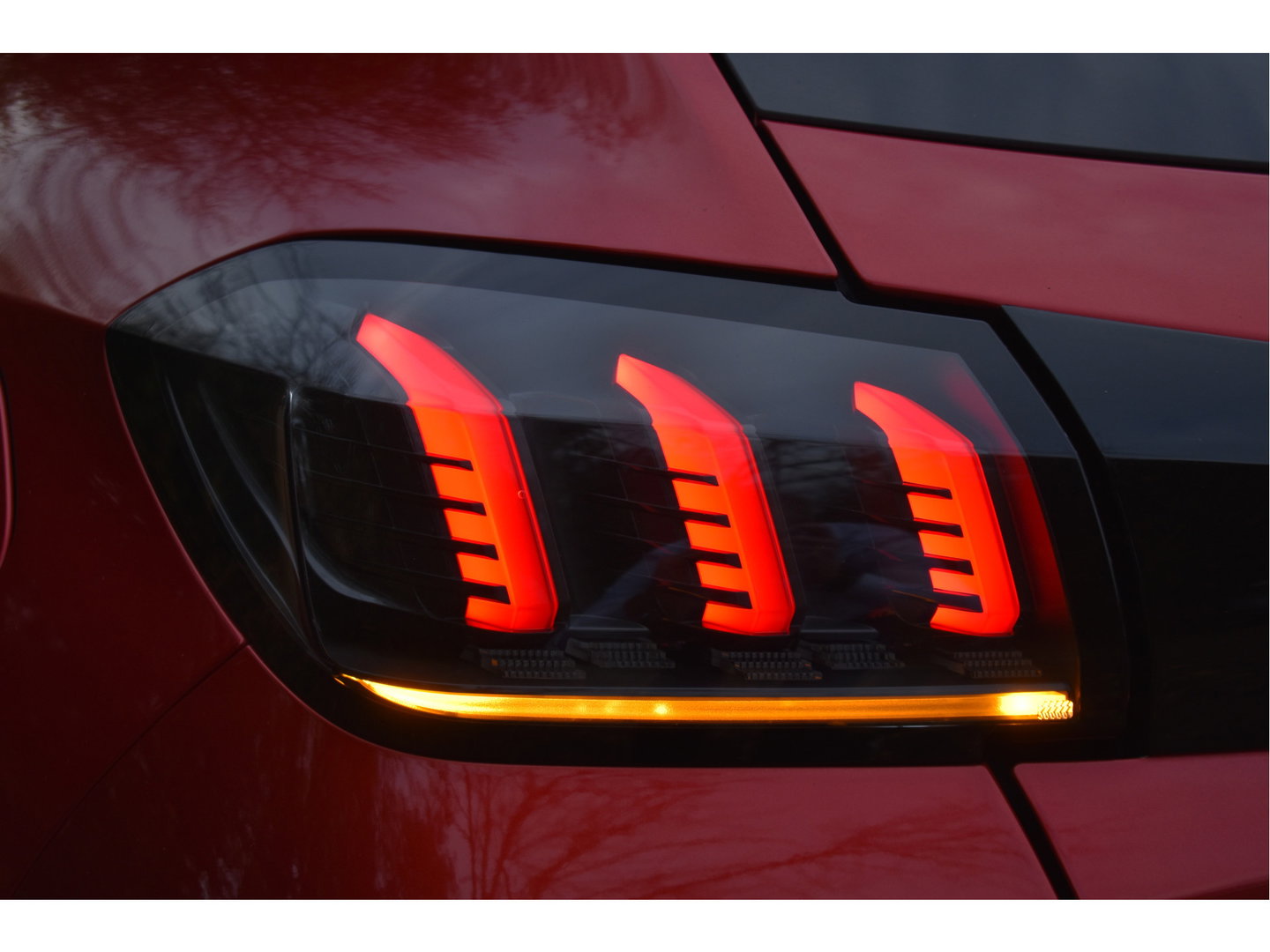 Peugeot 208 1.2 PureTech GT-Line 131 pk Pack Connect | Pano.dak | Camera | Stoelverwarming | Caplary | DAB | LM-Velgen | Full LED