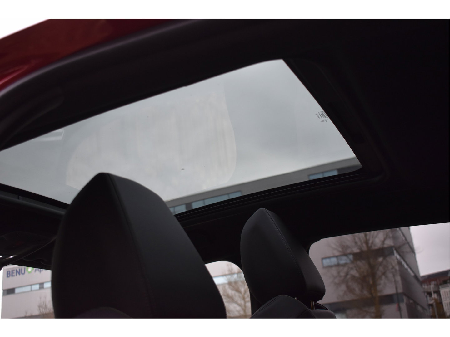 Peugeot 208 1.2 PureTech GT-Line 131 pk Pack Connect | Pano.dak | Camera | Stoelverwarming | Caplary | DAB | LM-Velgen | Full LED