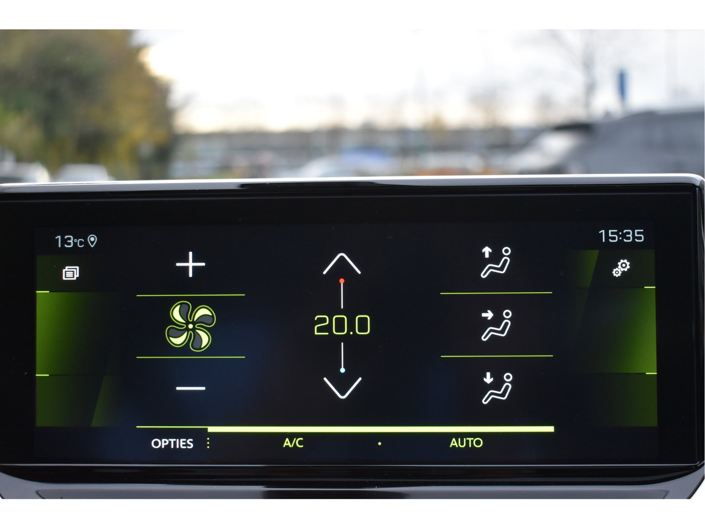 Peugeot 208 1.2 PureTech GT-Line 131 pk Pack Connect | Pano.dak | Camera | Stoelverwarming | Caplary | DAB | LM-Velgen | Full LED