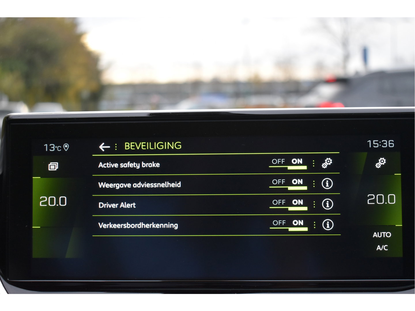 Peugeot 208 1.2 PureTech GT-Line 131 pk Pack Connect | Pano.dak | Camera | Stoelverwarming | Caplary | DAB | LM-Velgen | Full LED