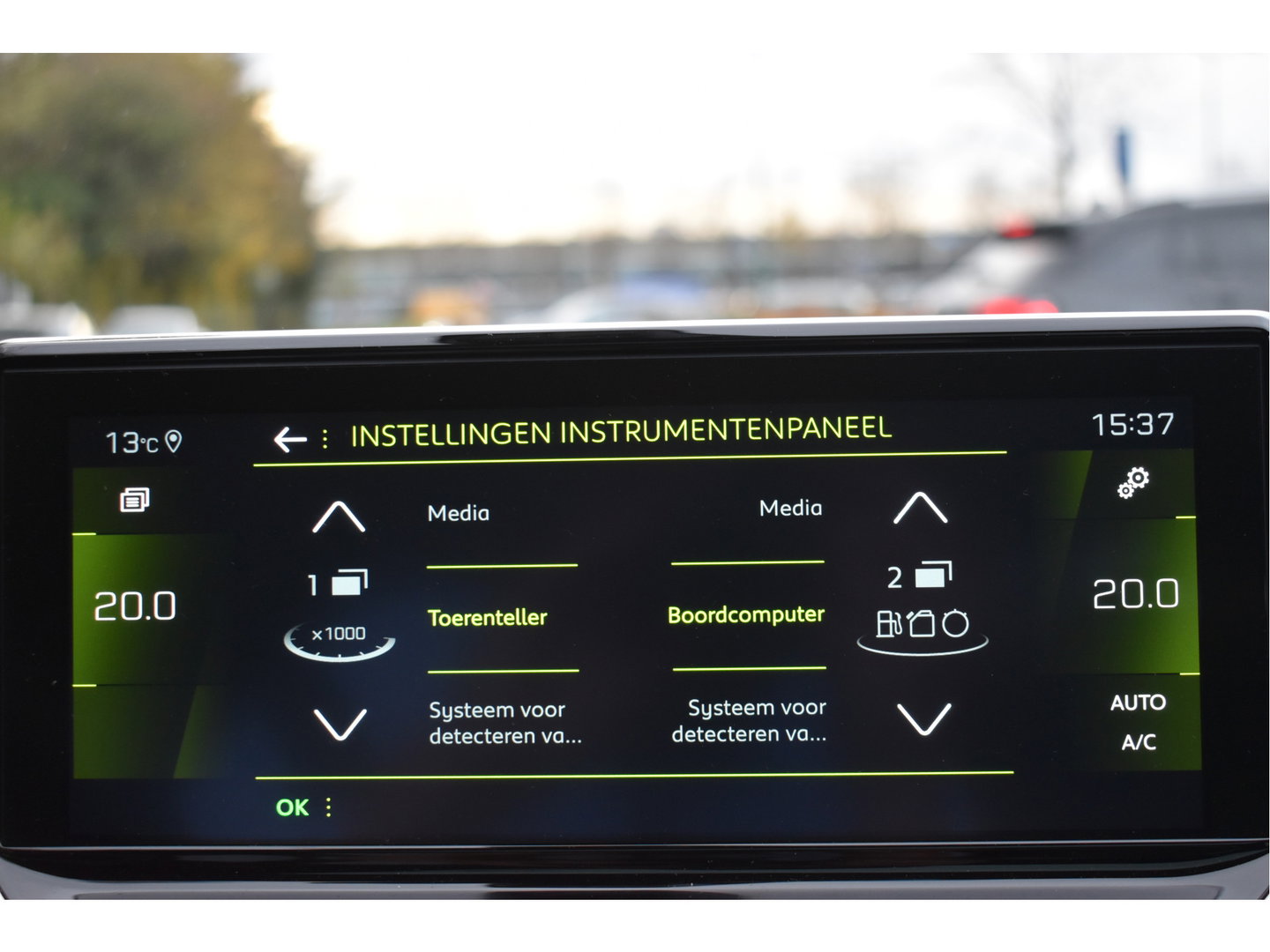 Peugeot 208 1.2 PureTech GT-Line 131 pk Pack Connect | Pano.dak | Camera | Stoelverwarming | Caplary | DAB | LM-Velgen | Full LED