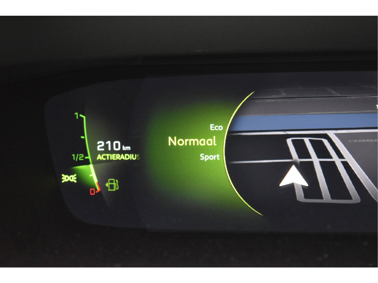 Peugeot 208 1.2 PureTech GT-Line 131 pk Pack Connect | Pano.dak | Camera | Stoelverwarming | Caplary | DAB | LM-Velgen | Full LED