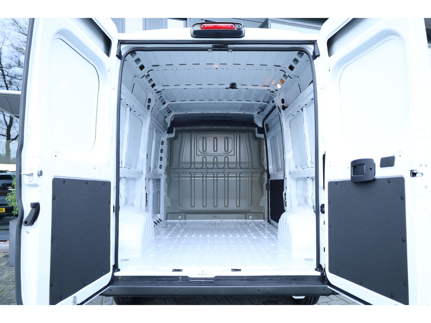 Citroën Jumper 2.2 BlueHDi 140pk L2H2 3.5t | Automaat | | Navi | Camera | Adapt.Cruise | Apple Carplay | Smart Key