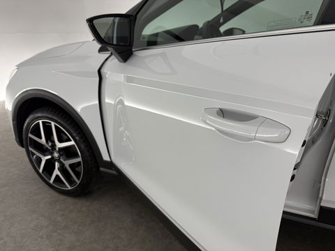 SEAT Arona 1.0 TSI FR Business Intense | Camera | Adap. Cruise | Trekh. | Stoelverw. | Sfeer | Keyless | Navi | NAP