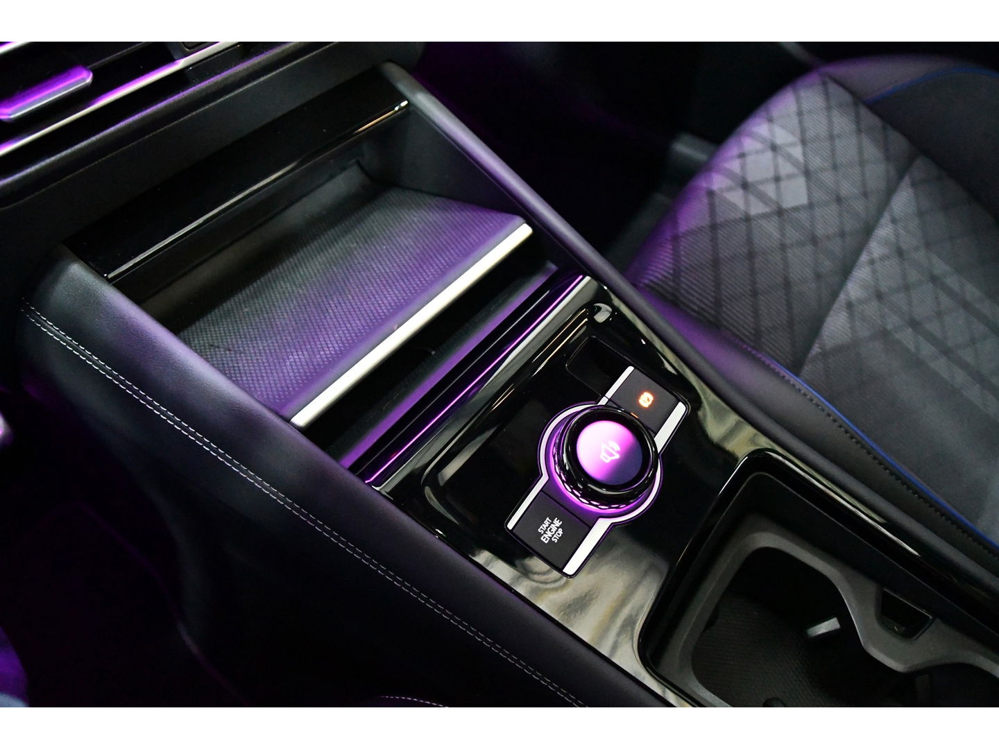 Volkswagen Tiguan 1.5 eTSI R-Line Pano/H&K/Iq-light/HUD/Massage