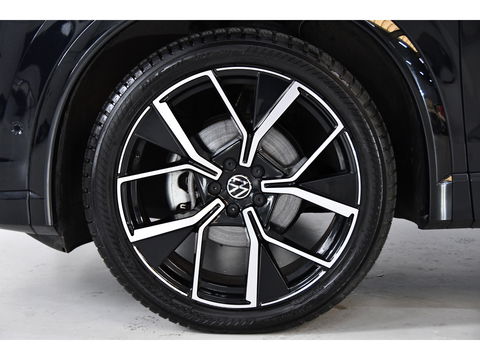 Volkswagen Tiguan 1.5 eTSI R-Line Pano/H&K/Iq-light/HUD/Massage