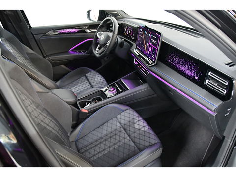 Volkswagen Tiguan 1.5 eTSI R-Line Pano/H&K/Iq-light/HUD/Massage