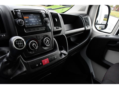 Citroën Jumper 35 2.0 BlueHDi L4 Bakwagen Cruise, NAVI, 165PK, Laadklep, Airco, Uniek!