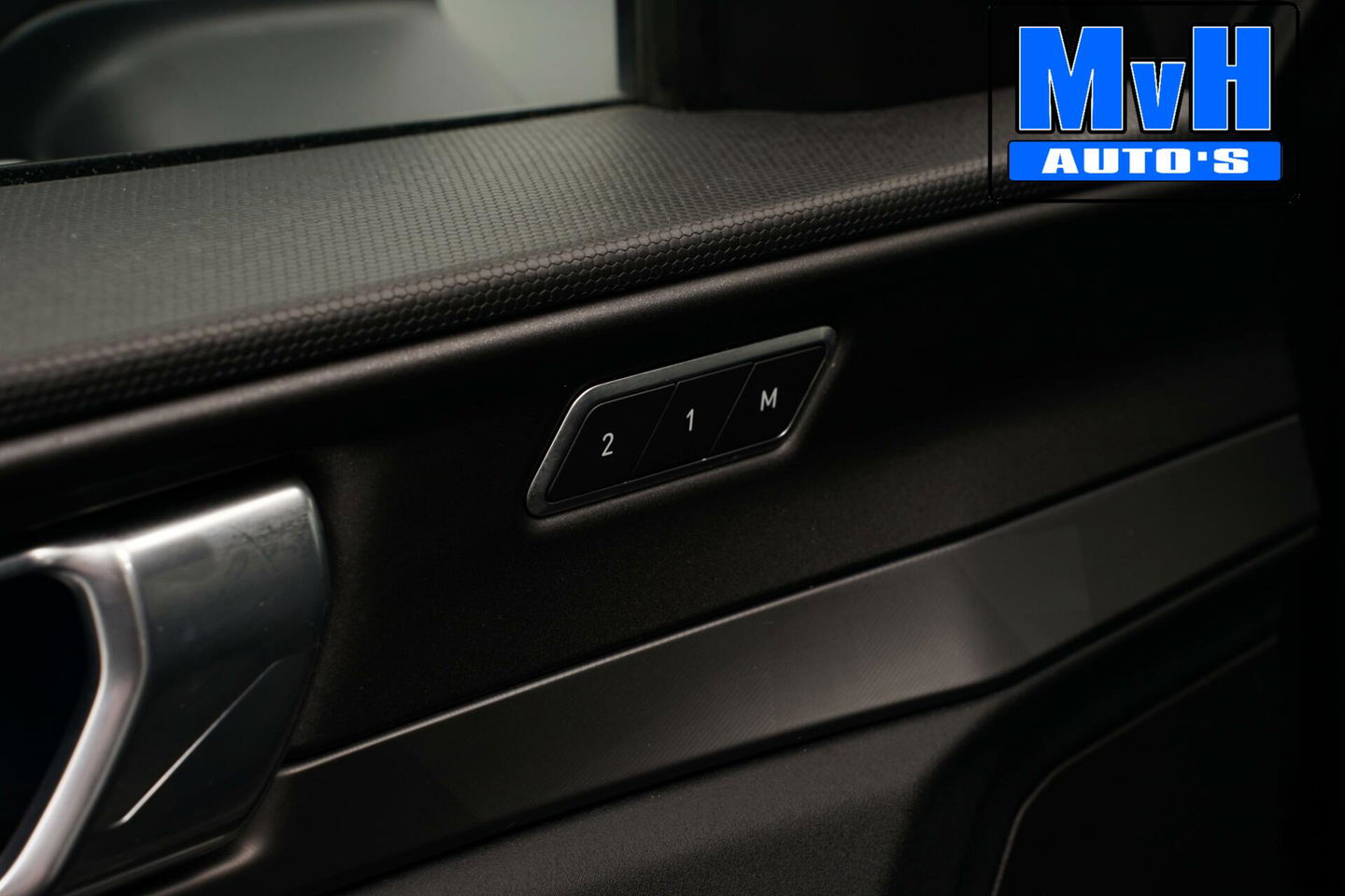 Lynk & Co 01 1.5 Hybride|LEER|FULL BLACK XXL|TREKHAAK|NAP