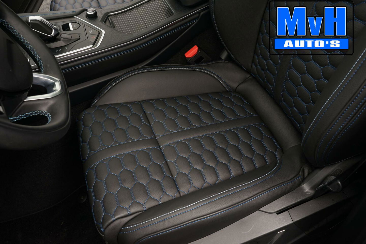 Lynk & Co 01 1.5 Hybride|LEER|FULL BLACK XXL|TREKHAAK|NAP