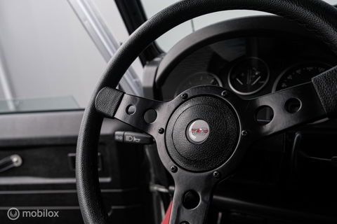 Land Rover Defender 90 2.4 TD | youngtimer | Lage km stand | airco | Stoelverwarming | sawtooth | led | rijklaarprijs |