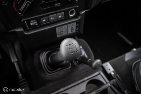 Land Rover Defender 90 2.4 TD | youngtimer | Lage km stand | airco | Stoelverwarming | sawtooth | led | rijklaarprijs |
