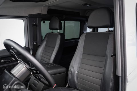 Land Rover Defender 90 2.4 TD | youngtimer | Lage km stand | airco | Stoelverwarming | sawtooth | led | rijklaarprijs |