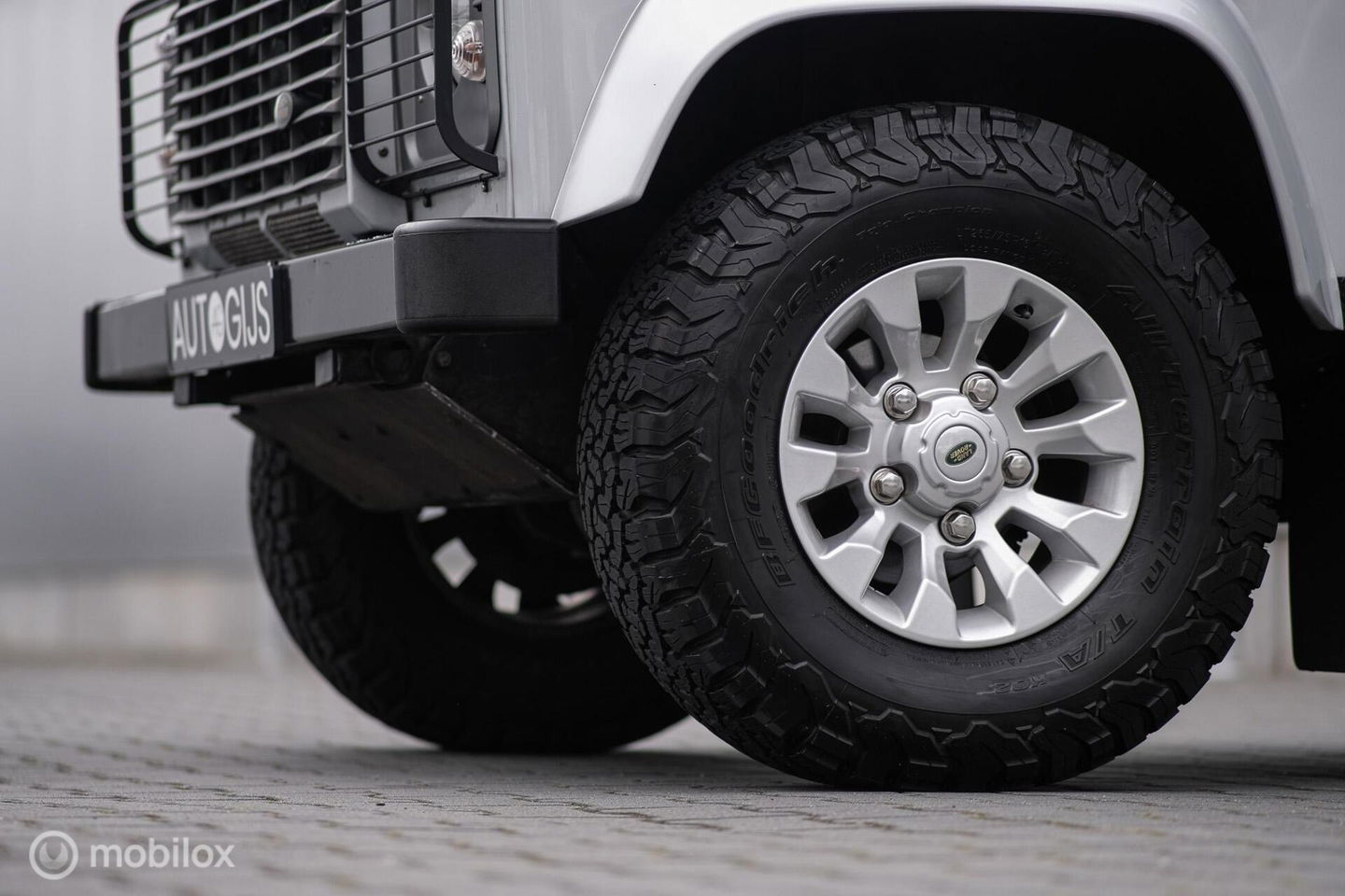 Land Rover Defender 90 2.4 TD | youngtimer | Lage km stand | airco | Stoelverwarming | sawtooth | led | rijklaarprijs |