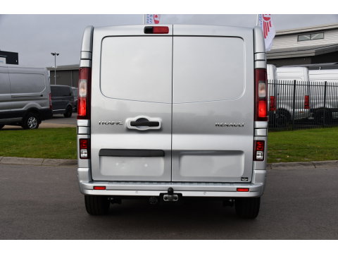 Renault Trafic 2.0 170 L2H1 Extra DC Facelift! 3 x Leverbaar, Virtual, Cruise, Carplay, Stoelverwarming, Clima, Automaat, LED, 170PK, 2 x Schuifdeur, Uniek!