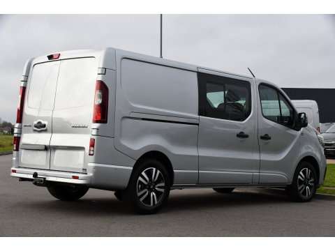 Renault Trafic 2.0 170 L2H1 Extra DC Facelift! 3 x Leverbaar, Virtual, Cruise, Carplay, Stoelverwarming, Clima, Automaat, LED, 170PK, 2 x Schuifdeur, Uniek!
