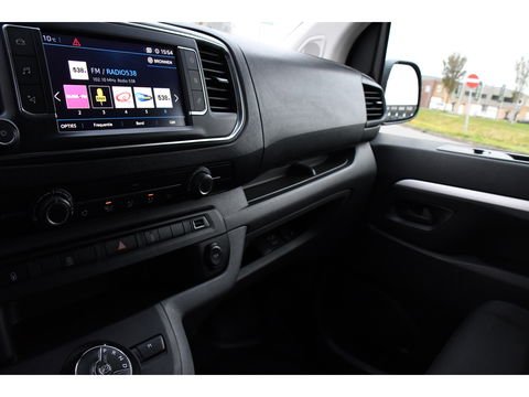 Peugeot Expert 2.0 BlueHDI L3 DC 180 PB Edition 360 Camera, Cruise, Carplay, NAVI, 177pk, Automaat, Multimedia, Trekhaak, Uniek!