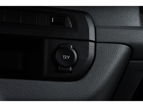 Peugeot Expert 2.0 BlueHDI L3 DC 180 PB Edition 360 Camera, Cruise, Carplay, NAVI, 177pk, Automaat, Multimedia, Trekhaak, Uniek!