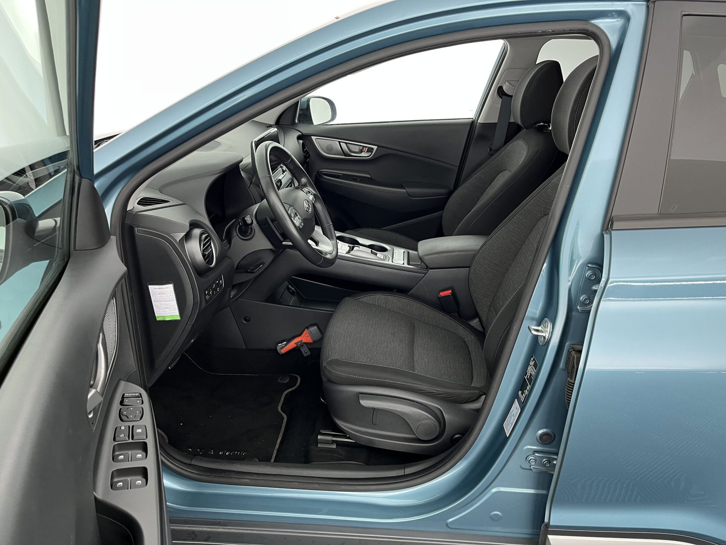 Hyundai KONA EV Fashion 64 kWh [ 3-Fase ] { SOH-100% } (INCL-BTW) Aut.*PANO | KRELL-AUDIO | HEAD-UP | NAVI-FULLMAP | KEYLESS | SHIFT-PADDLES | LANE-ASSIST | BLIND-SPOT | CAMERA | DAB | ECC | PDC | ADAPTIVE-CRUISE | COMFORT-SEATS | 17"ALU*