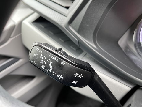 Volkswagen Transporter 2.0 TDI L1H1 26 Economy Business / vaste prijs rijklaar € 17.950 ex btw / lease vanaf € 302 / euro 6 / bpm vrij / airco / cruise / achterdeuren / bijrijdersbank / pdc achter !