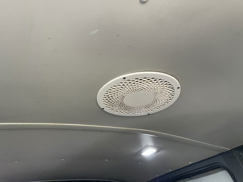 Volkswagen Transporter 2.0 TDI L1H1 26 Economy Business / vaste prijs rijklaar € 17.950 ex btw / lease vanaf € 302 / euro 6 / bpm vrij / airco / cruise / achterdeuren / bijrijdersbank / pdc achter !