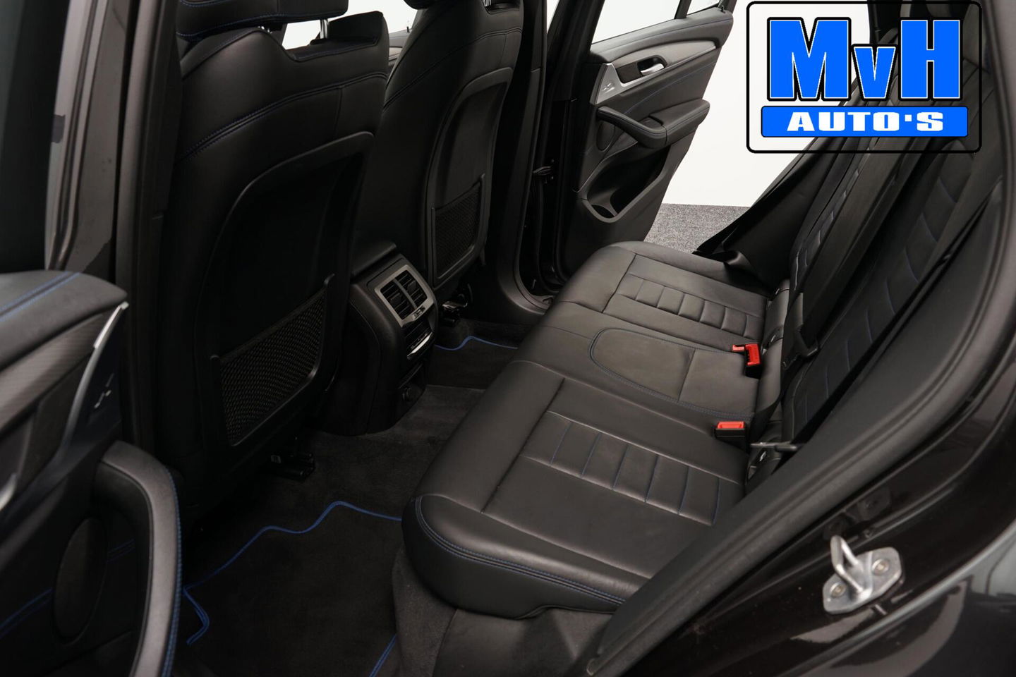 BMW X3 xDrive20i High Executive|M-Sport|HUD|LED|LEER|ORG.NL