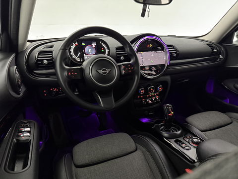 MINI Clubman 1.5 Cooper Classic | Virtual | Sfeerverl. | Camera | LED | Cruise | Navi | Stoelverw. | Parkeersens.