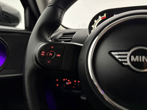 MINI Clubman 1.5 Cooper Classic | Virtual | Sfeerverl. | Camera | LED | Cruise | Navi | Stoelverw. | Parkeersens.